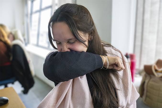 Virus estacionales: Salud Pública refuerza las medidas de prevención para reducir contagios durante el invierno 2 La ventilación de ambientes, el lavado de manos y la consulta médica temprana son claves para prevenir complicaciones en la salud.