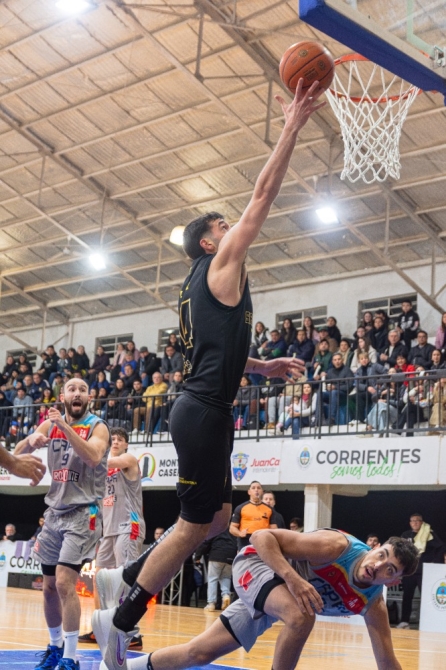 CAPRI elevó una protesta institucional ante la CAB por la participación de Gonzalo Gerez en el tercer juego de la serie ante San Lorenzo de Monte Caseros. El club misionero solicitó informes y pidió aclaraciones sobre el procedimiento disciplinario aplicado.