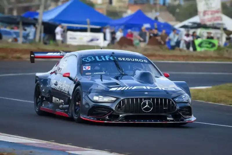 Fritzler conquistó Posadas por segundo año y escribió una página histórica en el TC 2 Fritzler