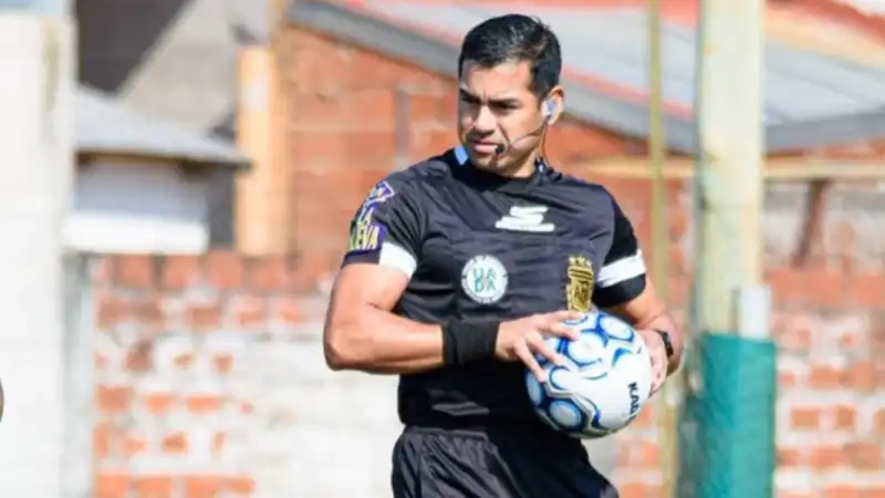 El árbitro misionero, Franco Rioja, dirigirá un partido de Primera División por el Torneo Clausura 1 El misionero, Franco Rioja, integrará la terna arbitral del partido entre Central Córdoba y San Lorenzo por el Torneo Clausura de la Liga Profesional.