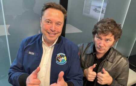 Milei anunció un plan con Starlink para conectar con internet satelital a 6.000 escuelas rurales Milei Starlink
