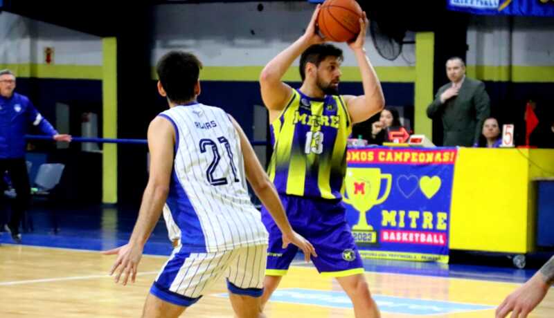 Mitre derrotó 67-66 a Tokio en un clásico inolvidable, igualó la serie de cuartos de final de la Liga Federal de Básquet y definirá el pase a semifinales este lunes en Posadas.