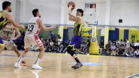 Mitre remontó 18 puntos, derrotó a Tokio y habrá tercer partido por la Liga Federal de Básquet Martín Pérez Douthat habló antes de la final Mitre-River, recordó el ascenso, analizó a River y dejó abierta la posibilidad de seguir en el Auriazul.