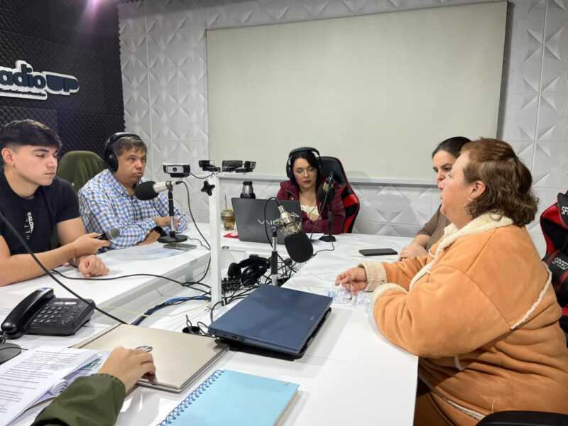 Natasha recibió el diagnóstico de SYNGAP1 tras 29 años de búsqueda, en un caso que refleja los desafíos de las personas con enfermedades poco frecuentes en Argentina.