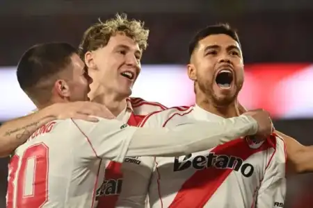 River recibe a Barracas en el inicio del Torneo Clausura River Barracas