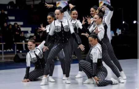 Misioneras clasificaron al Mundial de Gimnasia Aeróbica tras consagrarse en el Sudamericano y ya entrenan para España Las gimnastas misioneras se consagraron en el Sudamericano y aseguraron su clasificación al Mundial de Gimnasia Aeróbica, donde representarán a la Argentina en la categoría Junior.