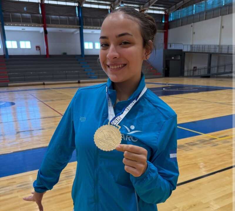 Misioneras clasificaron al Mundial de Gimnasia Aeróbica tras consagrarse en el Sudamericano y ya entrenan para España 2 El proyecto de gimnasia aeróbica de Misiones sumará una nueva participación mundialista tras una destacada actuación en el Campeonato Sudamericano.