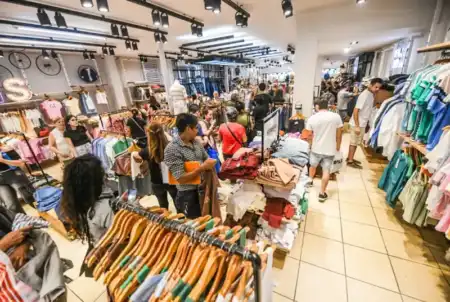 La caída de las ventas comenzó a impactar sobre la cadena de pagos, mientras las pymes enfrentan mayores costos y menor rentabilidad.