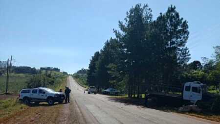 adolescente herida vuelco camion