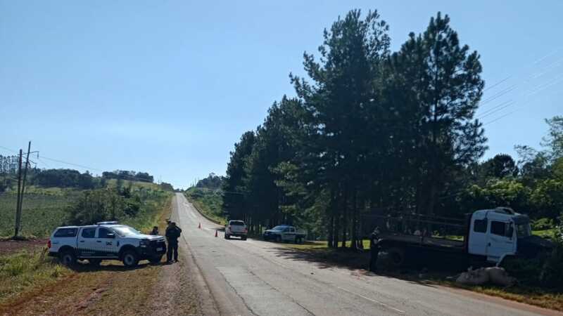 adolescente herida vuelco camion