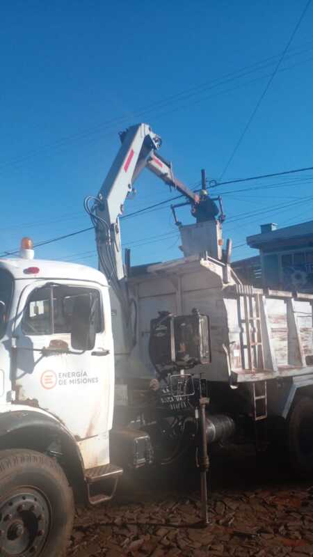Misiones: Fuertes vientos provocaron cortes de energía en varias localidades 5 WhatsApp Image 2026 07 17 at 15.09.50 3 - 4