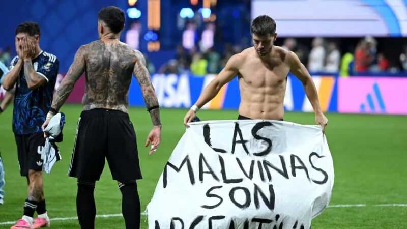 La FIFA abrió un expediente contra la AFA por la bandera de Malvinas y los incidentes en la final del Mundial 2026 2 WhatsApp Image 2026 07 29 at 17.16.39 1 - 1