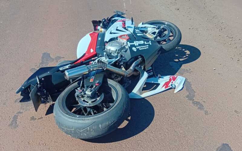 Un motociclista brasileño sufrió graves lesiones tras despistar con una BMW en una rotonda de Apóstoles motociclista brasileño herido en Apóstoles