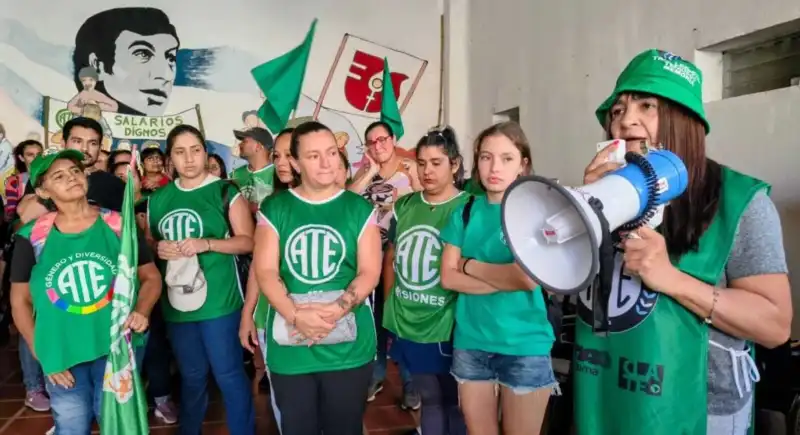 Desempleo, cierre de empresas y salarios: María Alvez advirtió sobre el deterioro laboral y llamó a fortalecer la CTA en Misiones 3 ate misiones - 2