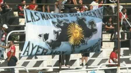 FIFA prohibió banderas malvinas