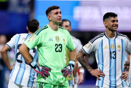 Emiliano "Dibu" Martínez sorprendió con un mensaje en redes sociales tras la derrota de Argentina en la final del Mundial 2026 y dejó abierta la posibilidad de dar un paso al costado de la Selección.