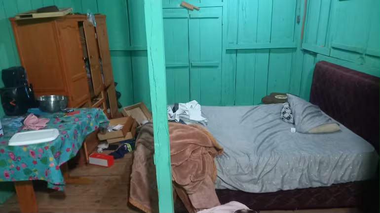 Violento atraco domiciliario en Cambyretá: maniatan a una familia argentina y roban camioneta, dinero y celulares 1 cambyretá
