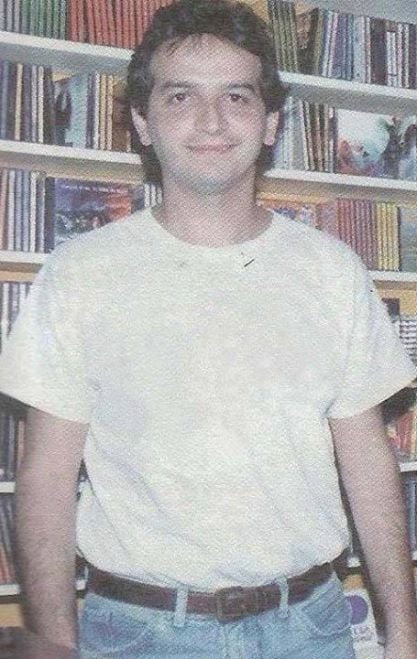Con más de 45 años de carrera, Flavio Bogado habló sobre la evolución de la música, el regreso del vinilo, las nuevas generaciones y el valor de la creatividad humana frente al avance de la tecnología.