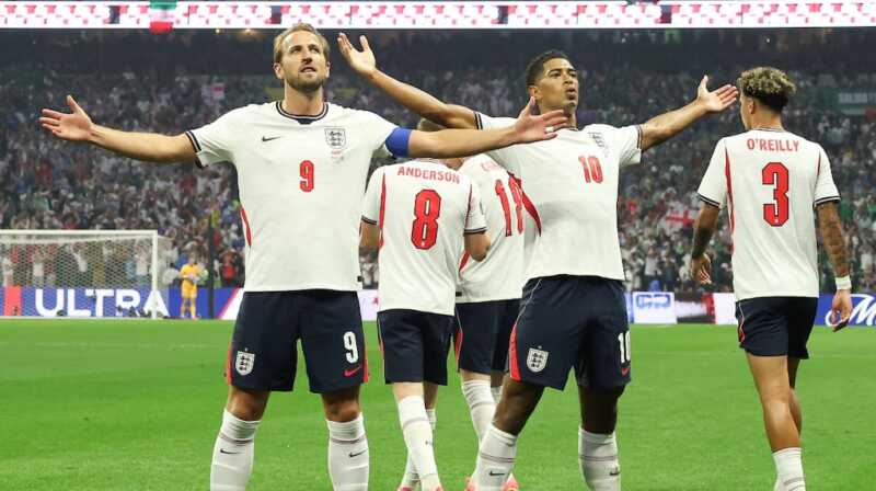 Inglaterra resistió con diez jugadores, venció a México en el Azteca y avanzó a cuartos de final mexi