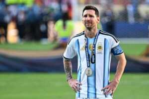Lionel Messi anunció su retiro de la Selección Argentina tras 20 años. El capitán publicó una emotiva carta y explicó los motivos de su decisión.