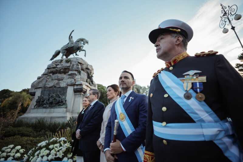 Juan Pablo Valdés llamó a construir “una Argentina más justa e igualitaria” durante el acto por el Día de la Independencia en Corrientes 5 valdes corrientes 2 - 4