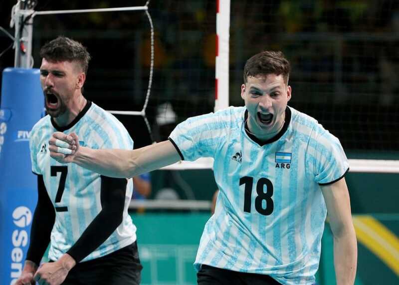 Dos misioneros fueron convocados a la Selección Argentina de vóley 2 Los misioneros Leandro Klaczynski y Gustavo Maciel integran la lista de la Selección Argentina que disputará la Copa Sudamericana de vóley.