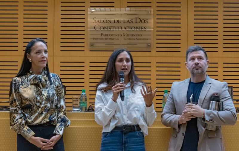 El Parlamento Disruptivo 2026 ya tiene definidas las escuelas que participarán del programa 3 DSC 2213 - 2