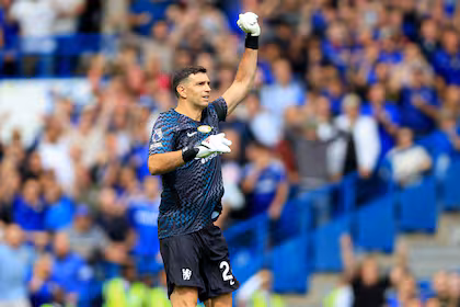 debut con victoria para Dibu Martínez en el Chelsea 2 Dibu Chelsea