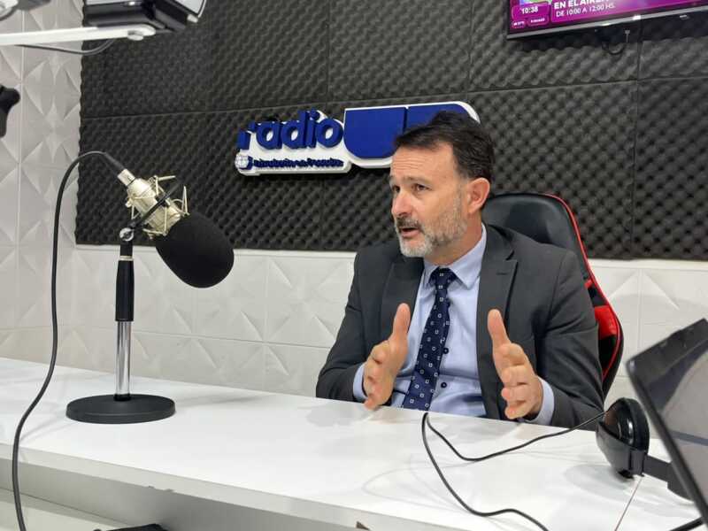 Endeudamiento y embargos: el Colegio de Abogados de Misiones recomienda acudir a la Justicia 2 Forastier en Radio Up 1 - 1