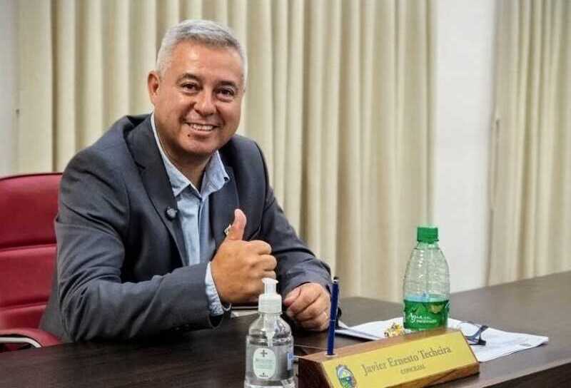 Javier Techeira confirmó que será candidato a intendente de Puerto Rico en 2027 y cuestionó la crisis económica El comerciante y concejal analizó la crisis del comercio y el sector maderero durante una entrevista con Radio Up.