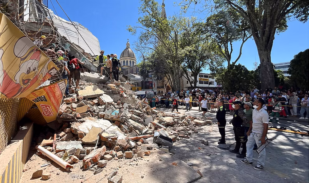 Terremoto en Colombia: hay al menos 111 muertos y el Gobierno declaró el “desastre nacional” LN7UO4LVEFAYHH3OIKW5KW53OE - 2