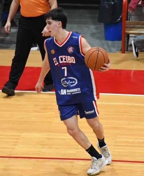 Eduardo "Mara" Blengini, DT de El Ceibo, elogió a Mitre y contó como apuesta al grupo antes que a las individualidades 5 El DT de El Ceibo habló con Arriba la Radio antes de la segunda final ante Mitre por el ascenso a la Liga Argentina. Analizó la serie, destacó el grupo humano y confesó cómo vive la previa.