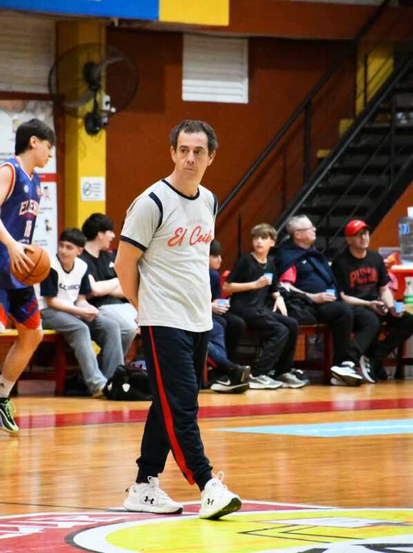 Eduardo "Mara" Blengini, DT de El Ceibo, elogió a Mitre y contó como apuesta al grupo antes que a las individualidades 2 El DT de El Ceibo habló con Arriba la Radio antes de la segunda final ante Mitre por el ascenso a la Liga Argentina. Analizó la serie, destacó el grupo humano y confesó cómo vive la previa.