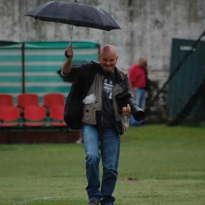 Juan Carlos Marchak: más de cuatro décadas detrás de una cámara y una vida dedicada al fotoperiodismo en Misiones 8 Tras más de cuatro décadas de trabajo, Juan Carlos Marchak se jubiló y repasó en Radio Up las experiencias que marcaron su vida detrás de una cámara.