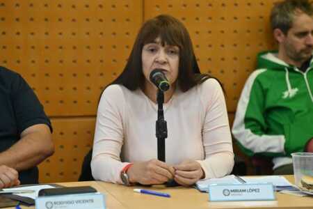 Protesta contra Milei en Misiones: “Hemos perdido 50% del poder adquisitivo”, afirmó Miriam López Miriam López, secretaria general de ATE Misiones, confirmó la convocatoria a una protesta durante la visita de Javier Milei a Puerto Iguazú.