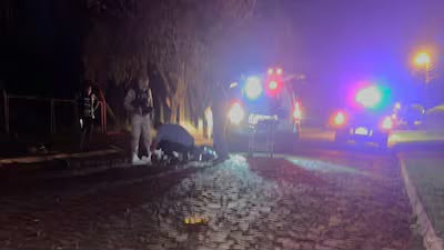 Paraguay: dos peatones de más de 70 años murieron atropellados en menos de 24 horas en Bella Vista Dos adultos mayores murieron atropellados en caminos vecinales de Bella Vista, Itapúa, en menos de 24 horas.