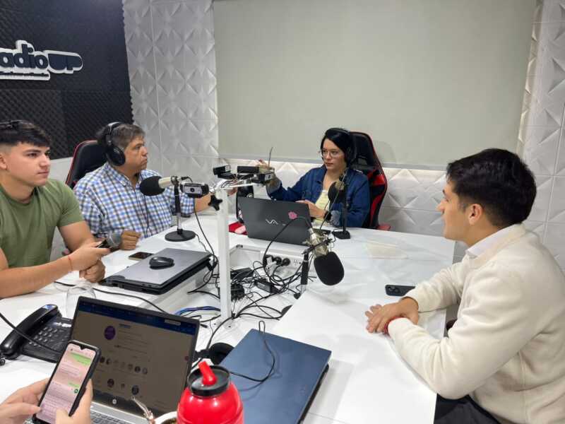 Bundziak defendió el nacimiento de los Movimientistas y habló de una nueva etapa política en Misiones 1 Bundziak sostuvo que el nacimiento de los "Movientistas" representa una evolución dentro del oficialismo provincial, con mayor autocrítica, apertura y protagonismo de las nuevas generaciones.
