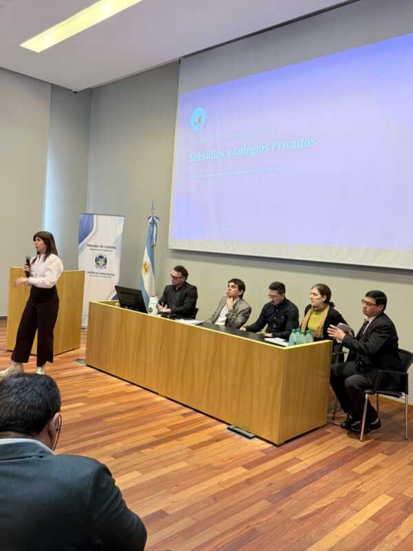 Representantes legales de instituciones educativas participaron de una capacitación del SPEPM sobre el marco normativo para las rendiciones al Tribunal de Cuentas.
