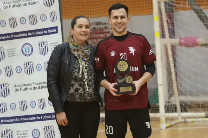 Torino hizo historia: campeón nacional de futsal y ascenso a la División de Honor 2027 8 Torino hizo historia, venció 2-0 a Bañado Norte y se consagró campeón de la Copa de Oro Norte. El equipo misionero ascendió a la División de Honor 2027.