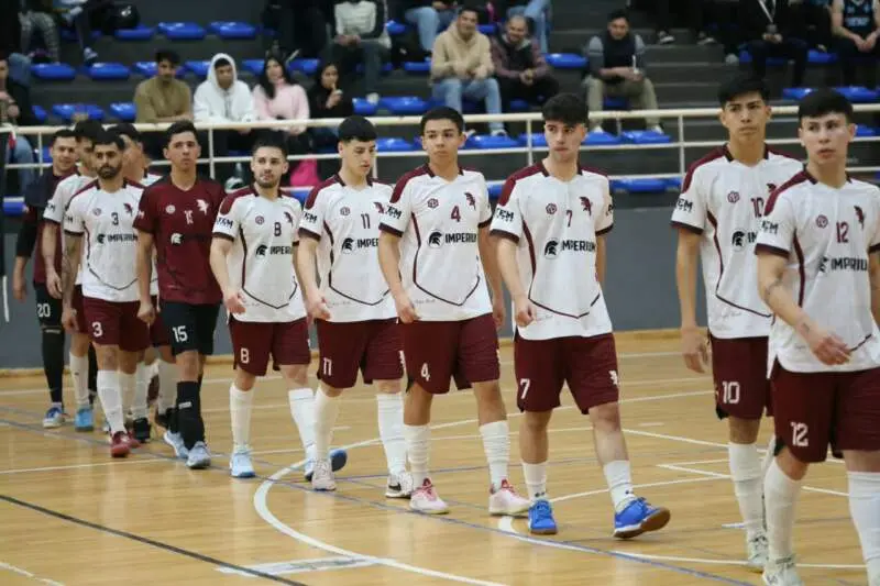 Torino hizo historia: campeón nacional de futsal y ascenso a la División de Honor 2027 7 Torino hizo historia, venció 2-0 a Bañado Norte y se consagró campeón de la Copa de Oro Norte. El equipo misionero ascendió a la División de Honor 2027.