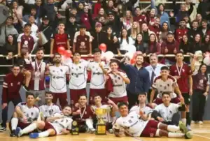 Torino hizo historia: campeón nacional de futsal y ascenso a la División de Honor 2027 Torino hizo historia, venció 2-0 a Bañado Norte y se consagró campeón de la Copa de Oro Norte. El equipo misionero ascendió a la División de Honor 2027.
