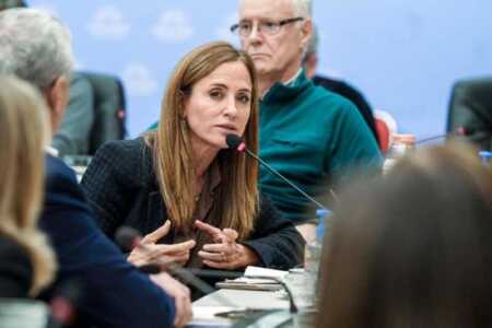 Victoria Tolosa Paz cuestionó el destino de los fondos para las rutas y pidió ampliar a Misiones un amparo colectivo Victoria Tolosa Paz dialogó con Radio Up sobre las denuncias por el destino de los fondos para el mantenimiento de las rutas nacionales.