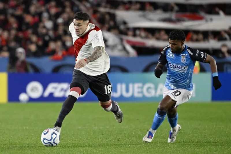 Sigue el “éxodo del container” en River: Fabricio Bustos podría irse cedido a Rosario Central 3 WhatsApp Image 2026 08 06 at 18.07.52 - 2