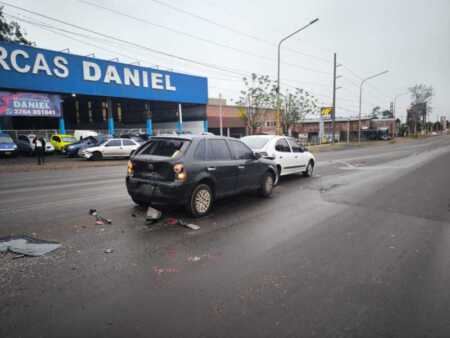 Choque en cadena entre seis vehículos en la avenida Quaranta de Posadas CHOQUE