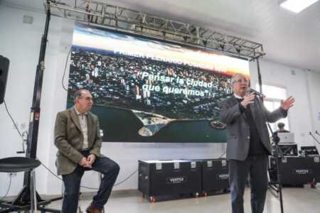 Passalacqua respaldó el Plan Estratégico Posadas 2035 y destacó una planificación “de abajo hacia arriba” Passalacqua respaldó el Plan Estratégico Posadas 2035