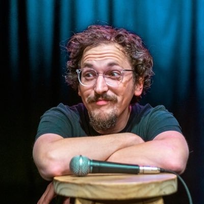 Lea Igounet llega a Posadas con humor, stand up y una mirada sobre la vida cotidiana 4 WhatsApp Image 2026 08 21 at 18.45.00 - 3