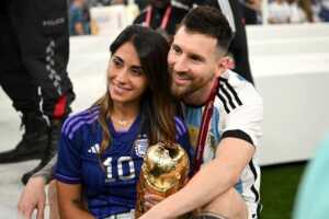 “Te amamos infinito”: el emotivo mensaje de Antonela Roccuzzo tras el retiro de Messi de la Selección Antonella y un sentido mensaje a Messi