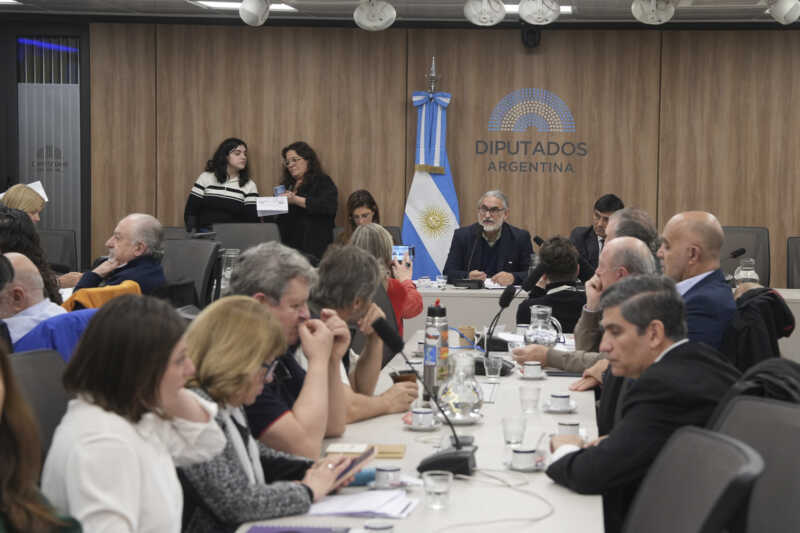 Herrera Ahuad defendió las chacras misioneras: "No voy a estar del lado de quien les saque la tierra" 2 aeconomiaydesarrolloregional040826 - 1
