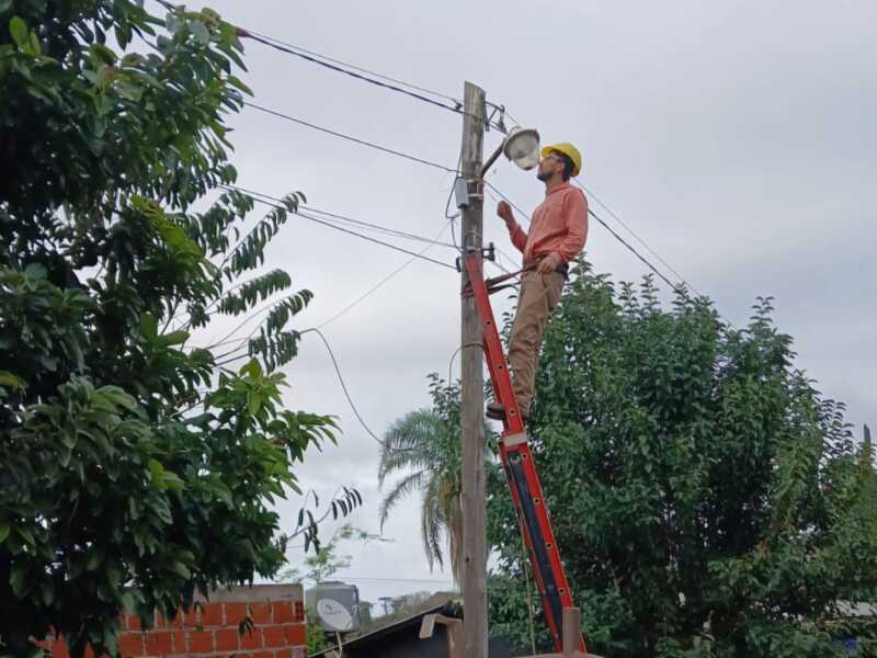 Terciados Paraíso fortalece su red eléctrica con nueva subestación de Energía de Misiones 2 barrio Ana Moga 2 - 1
