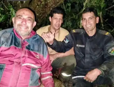 El ciudadano paraguayo rescatado en Colonia Delicia relató que un tigre lo persiguió y que pasó las noches en lo alto de los árboles